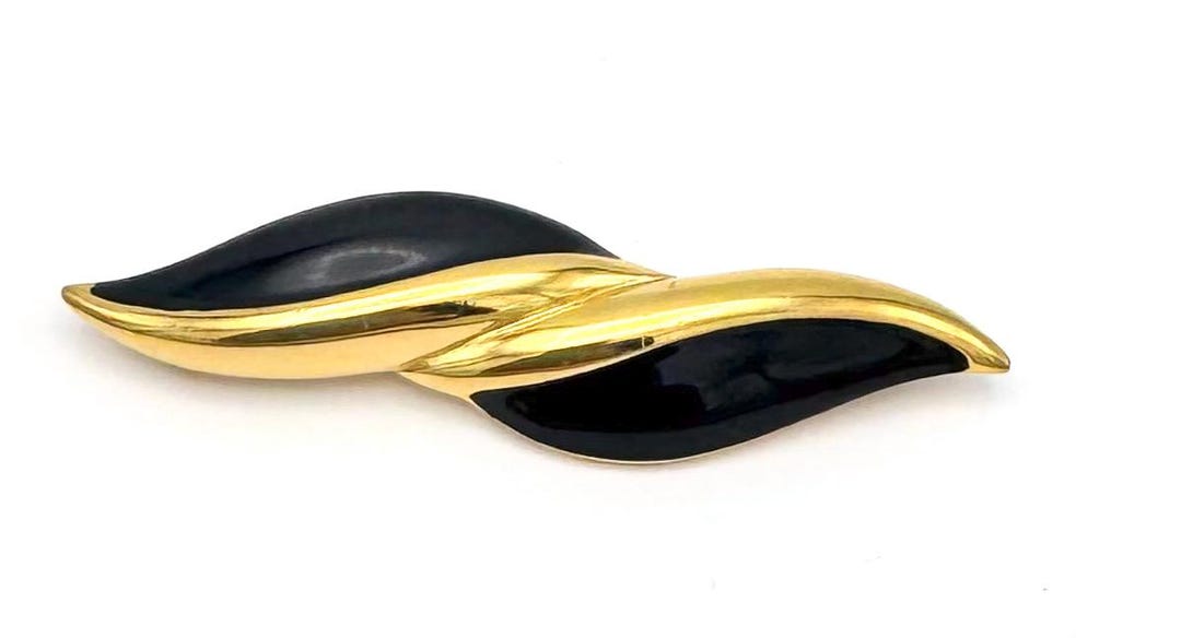 serendipitytrea's tweet card. This Brooches item by serendipitytreasure has 2 favorites from Etsy shoppers. Ships from Huntington Beach, CA. Listed on Dec 5, 2025