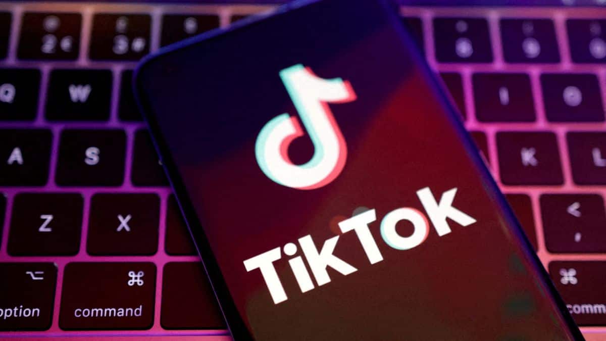tech2eets's tweet card. With an April 5 deadline approaching, US officials are fast-tracking a plan to spin off TikTok’s US business from Chinese ownership. The deal would give American investors, including Blackstone and...