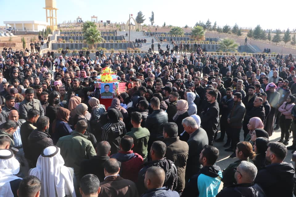 PYD_Rojava's tweet card. شيّع المئات من أهالي مدينة تربه سبيه إلى جانب أهالي مدينة كركي لكي والبلدات التابعة لها، جثمان الشهيد من قوات