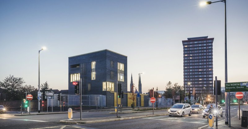 Tweet card summary image