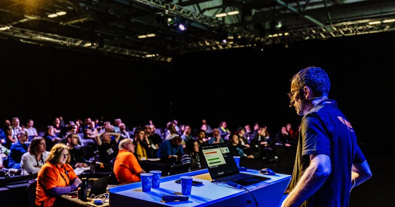 Tweet card summary image