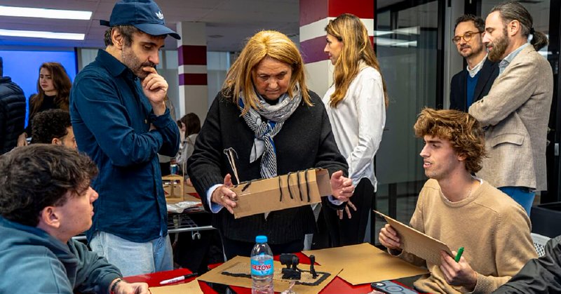 Tweet card summary image