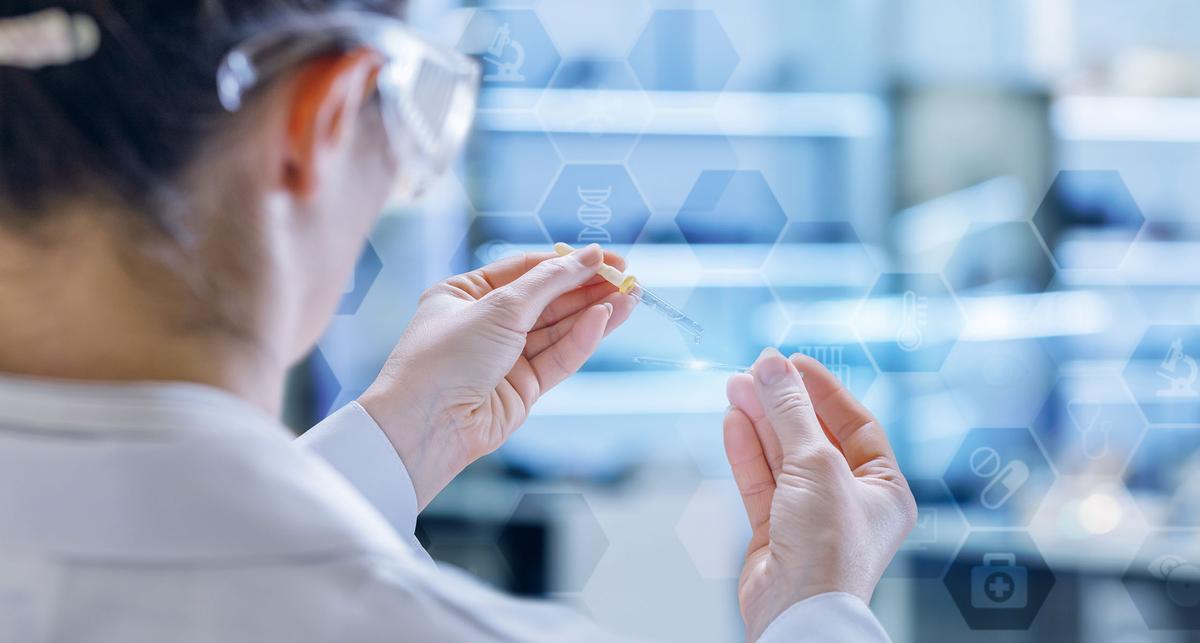 DocCRD's tweet card. Gesundheitsdaten für Forschungszwecke: Industrie erhält in anderen Ländern Zugang – Deutsches...