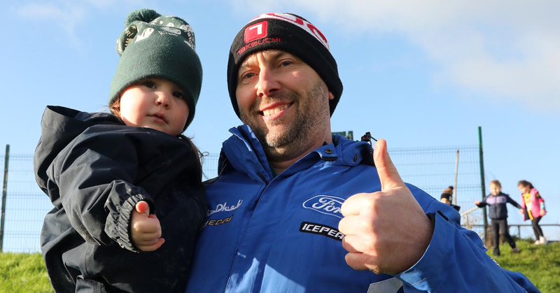 Tweet card summary image