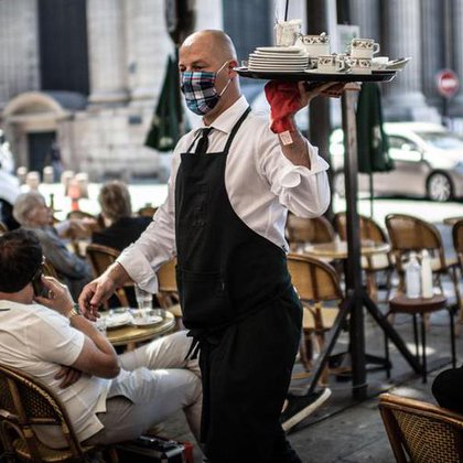 Tweet card summary image