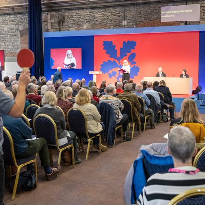 Tweet card summary image