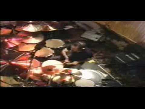 multithreading's tweet card. Joe Satriani - Surfing with the Alien