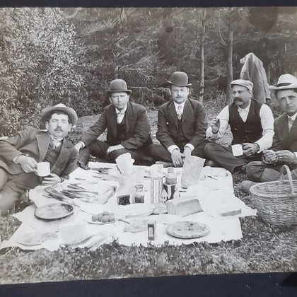 Tweet card summary image