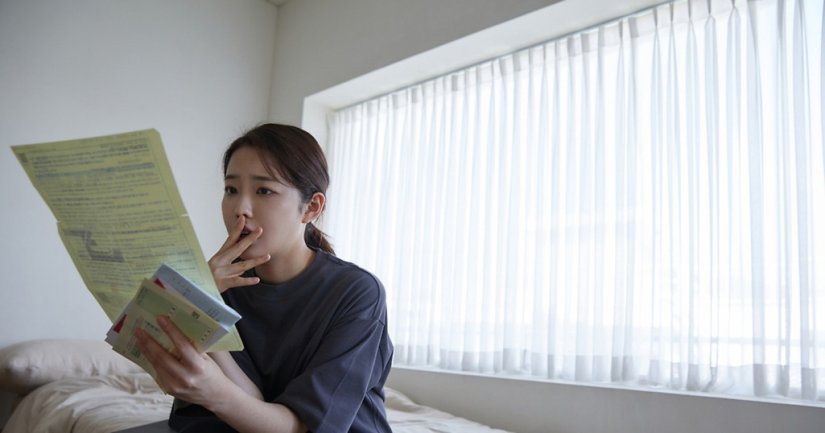 Jaemyung_Lee's tweet card. [헤럴드경제=정호원 기자] 1000만원 이하의 빚을 10년 이상 갚지 못해 정상적인 금융생활을 이어가기 어려운 채무자의 채권을 정리하면, 채권자 10명 중 4명의 소득이 증가하고 고용안정성도 높아진다는 연구 결과가 나왔다. 113만4000명 대상 16조4000억원의 채무를 탕감해주는 새도약기금 시행을 앞두고 ‘채권 소각’과 ‘도덕적 해이’ 간 연관성이