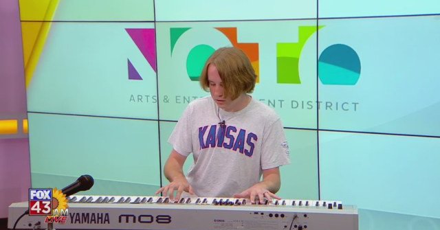 Tweet card summary image