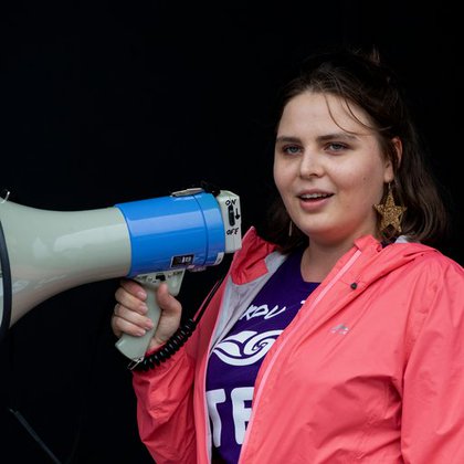 Tweet card summary image