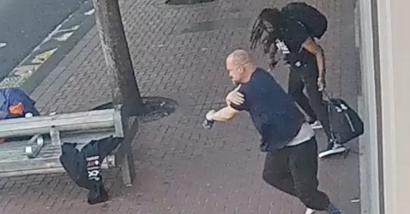 Tweet card summary image