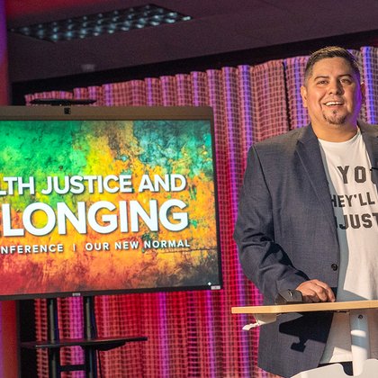 Tweet card summary image