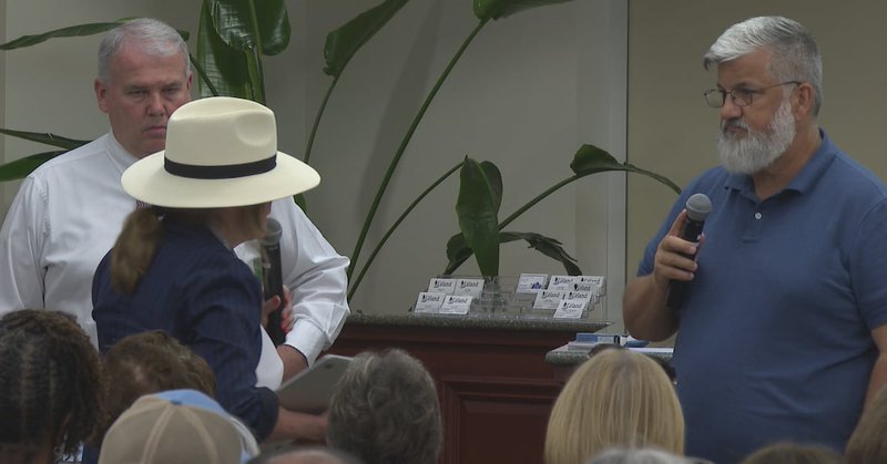 Tweet card summary image