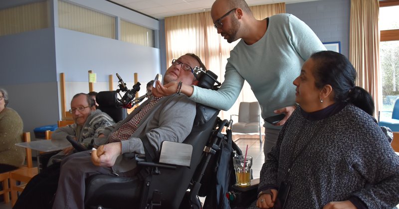 Tweet card summary image