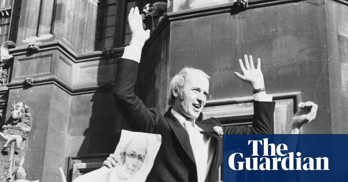 SLSingh's tweet card. Ousted Labour MP who had a famous byelection win against his old party in 1973 and later joined the SDP