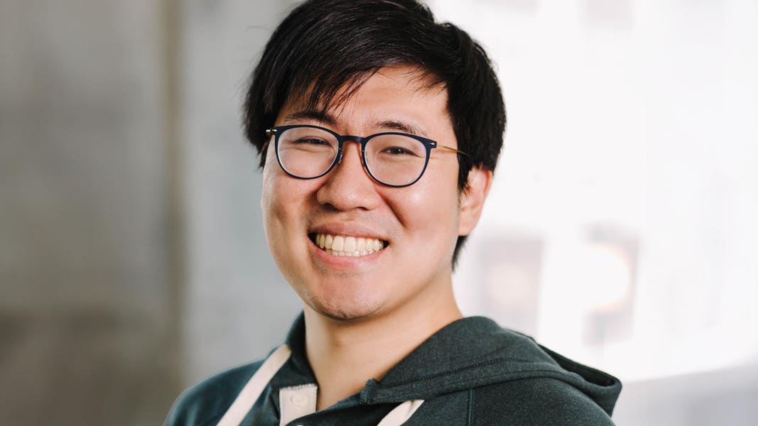 RashiShrivast18's tweet card. Persona helps companies like OpenAI, LinkedIn and Reddit verify the identities of millions of users at a time when AI agents have made it increasingly difficult to do so. Now, it has $200 million in...