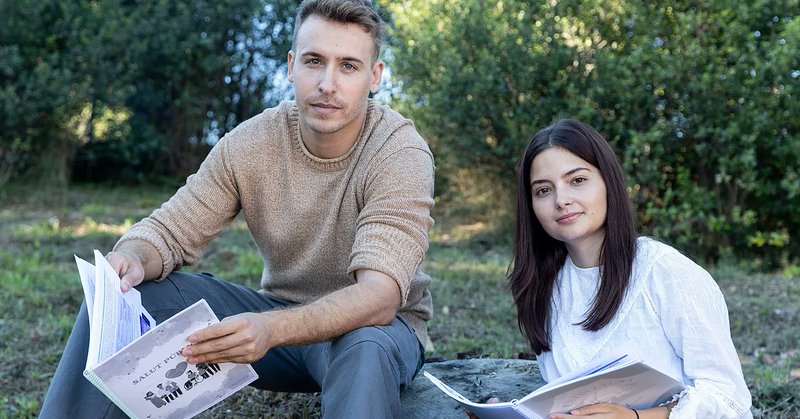 Tweet card summary image