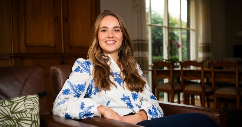 Tweet card summary image