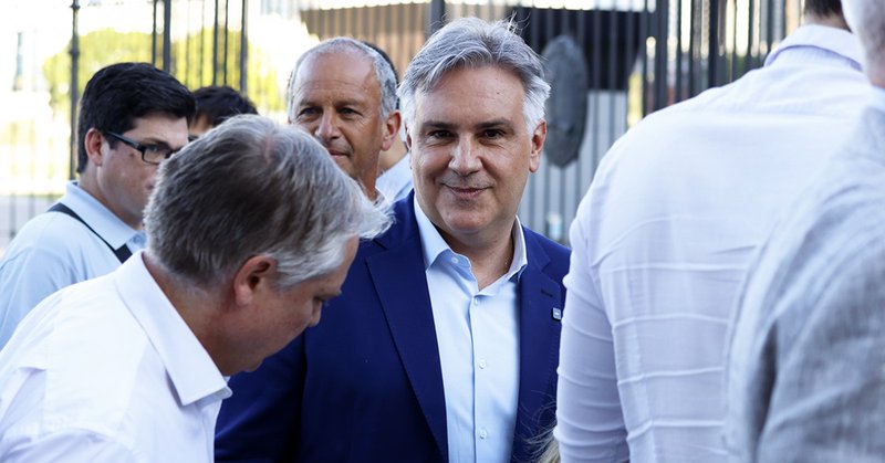 Tweet card summary image