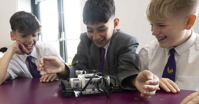 Tweet card summary image