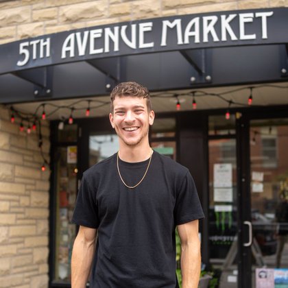 Tweet card summary image