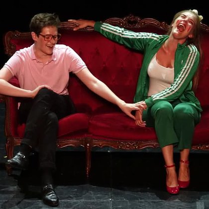 Tweet card summary image