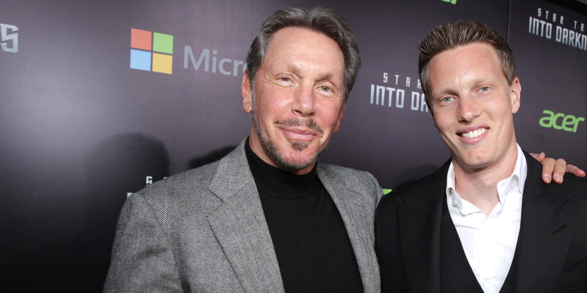 TechInsider's tweet card. Paramount's Larry and David Ellison are making a hostile bid for Warner Bros. Three of their partners are Saudi Arabia, Qatar, and Abu Dhabi.