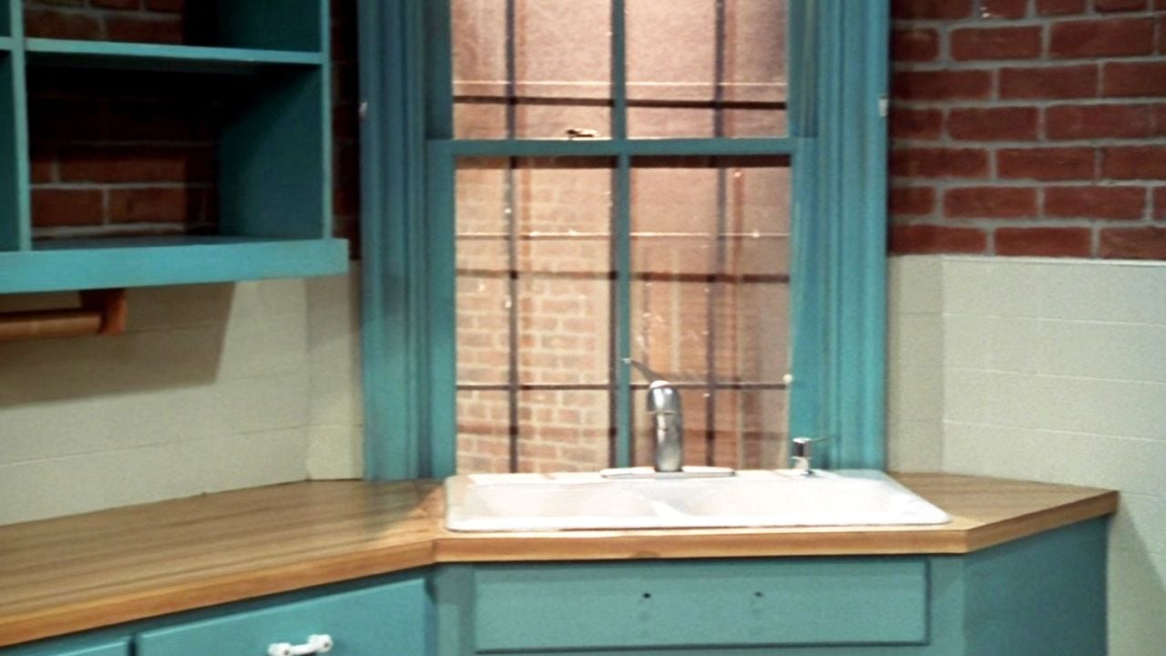 SHIELDZephyrOne's tweet card. En 2004, toute une génération de téléspectateurs faisait ses adieux émus à l'une des plus grandes séries de tous les temps.