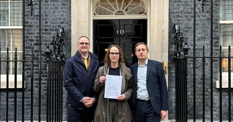 Tweet card summary image