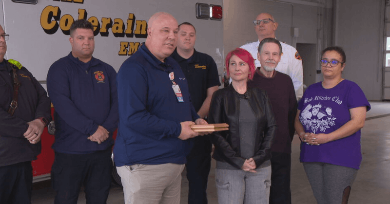 Tweet card summary image