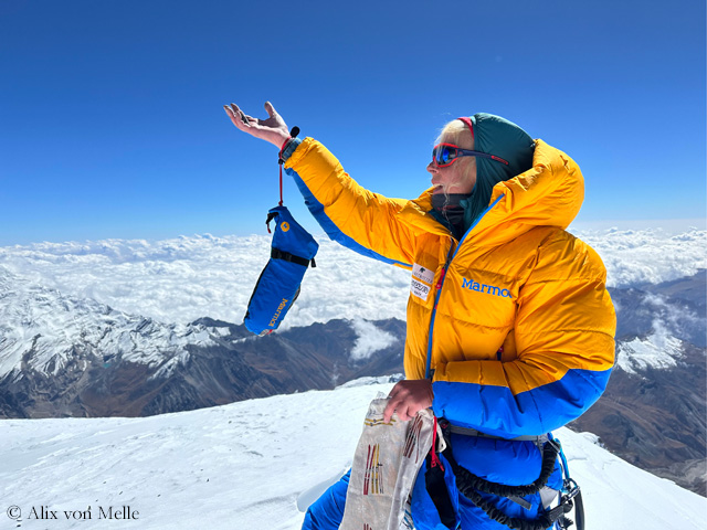 Springinsfeld's tweet card. I often think about Luis Stitzinger these days. Now that his widow Alix von Melle has spread his ashes on the 7,246-meter-high Putha Hiunchuli in western Nepal. The same place where I first attempted...