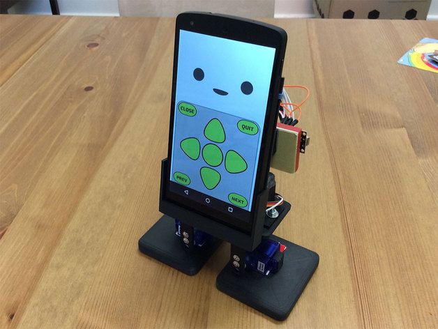arduino_robot_'s tweet card. MobBob es un robot Arduino, el cual se puede controlar a traves de un dispositivo, tablet o smartphone con el sistema Android
