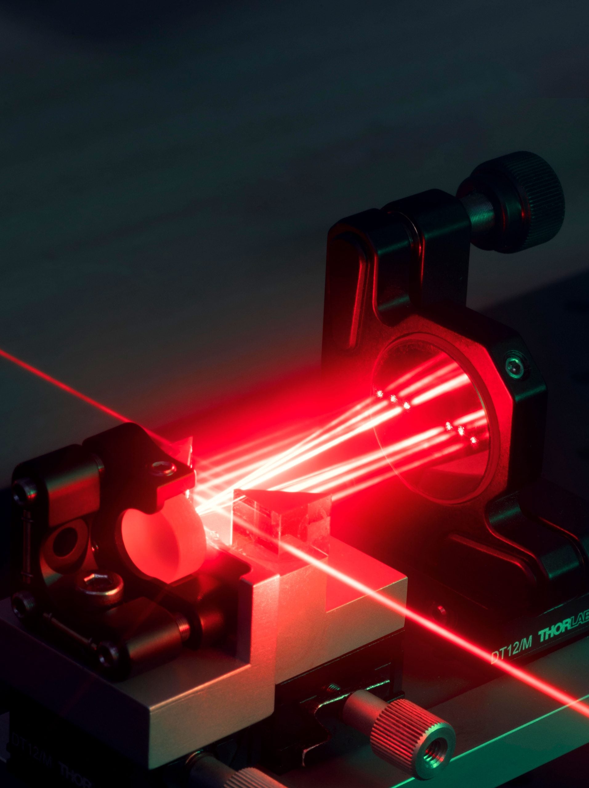 FindLightInc's tweet card. Researchers have developed an innovative and versatile system designed for a new generation of short-pulse lasers. Lasers that produce extremely short bursts of light are known for their remarkable...
