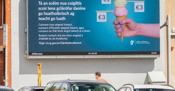 Tweet card summary image