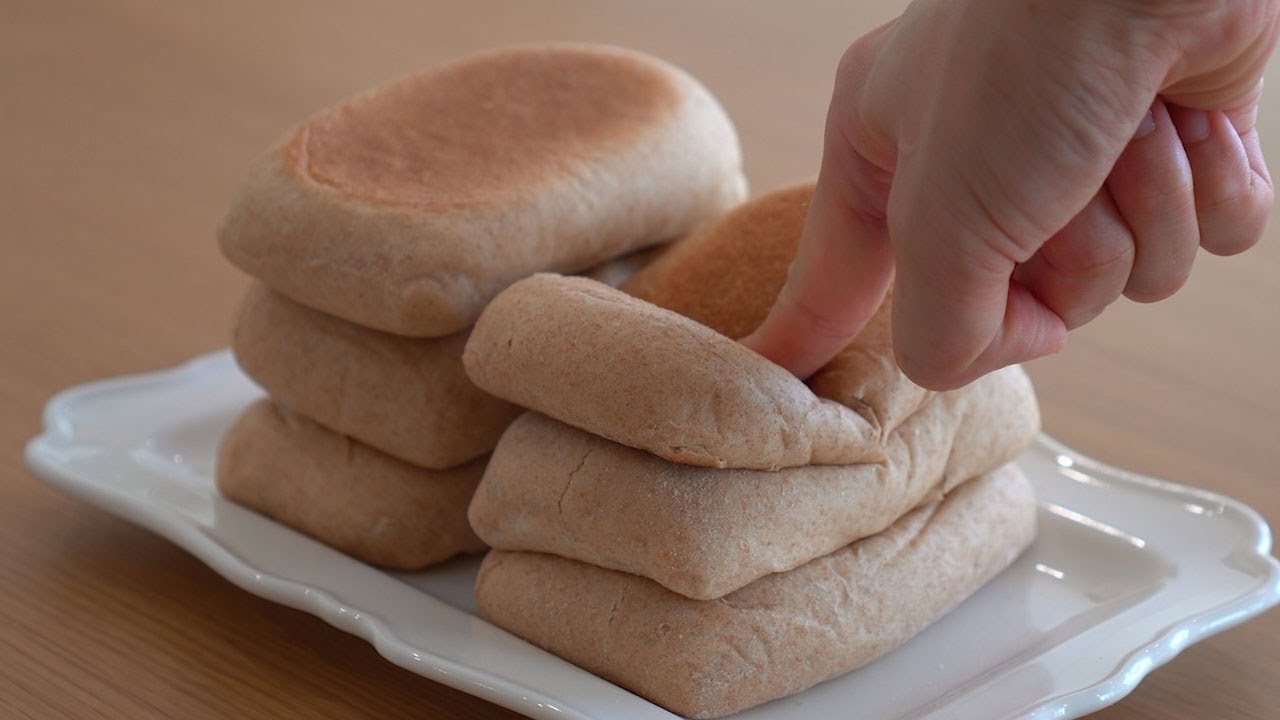 steadfastcoder's tweet card. 후라이팬만 있으면 이렇게 폭신한 통밀빵 만들 수 있어요 (설탕 버터 싹 뺀 담백한 통밀빵, 샌드위치 활용 꿀팁)