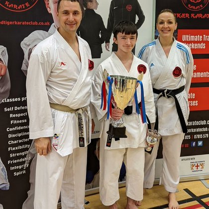 Tweet card summary image