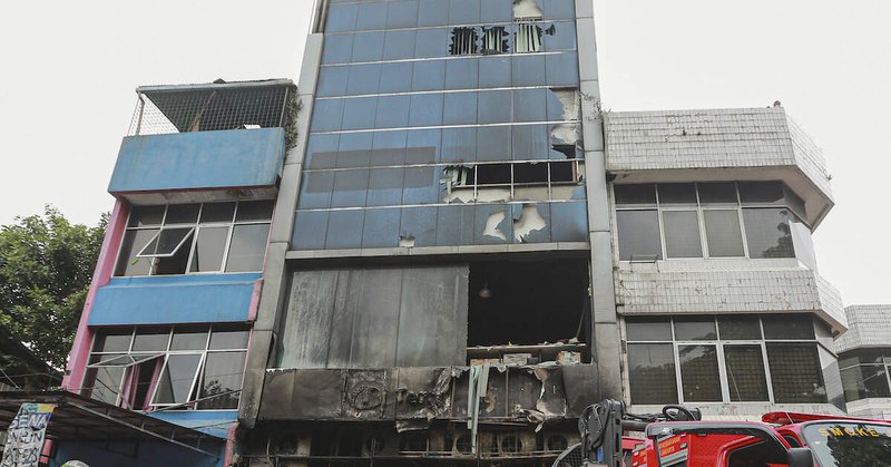 Tweet card summary image