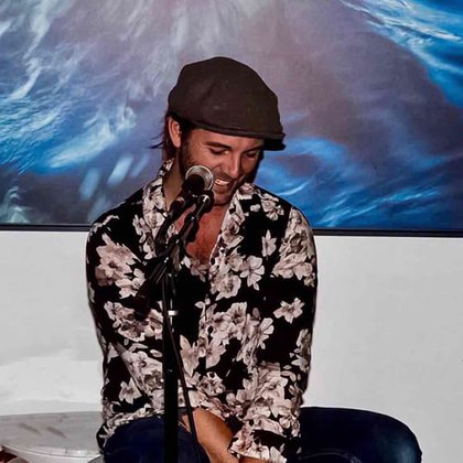 Tweet card summary image