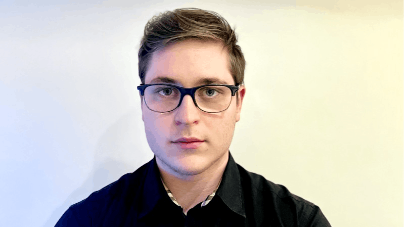 hackernoon's tweet card. Read the story of a Romanian engineer-musician blending creativity and ML to build human-centric AI cameras while keeping his passion for music alive.