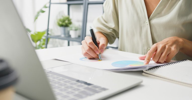 Tweet card summary image