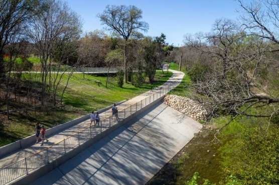 ATXAggregator's tweet card. Austin’s Parks System Faces Uncertain Future After $95 Million Budget Cut After Austin voters rejected a controversial property tax increase earlier this month, the City Council has been forc…