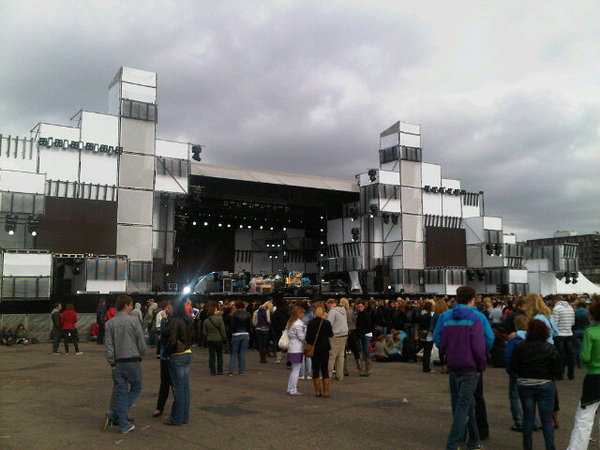 brianf_'s tweet card. Kane @javaeiland #backtojava Cheers!