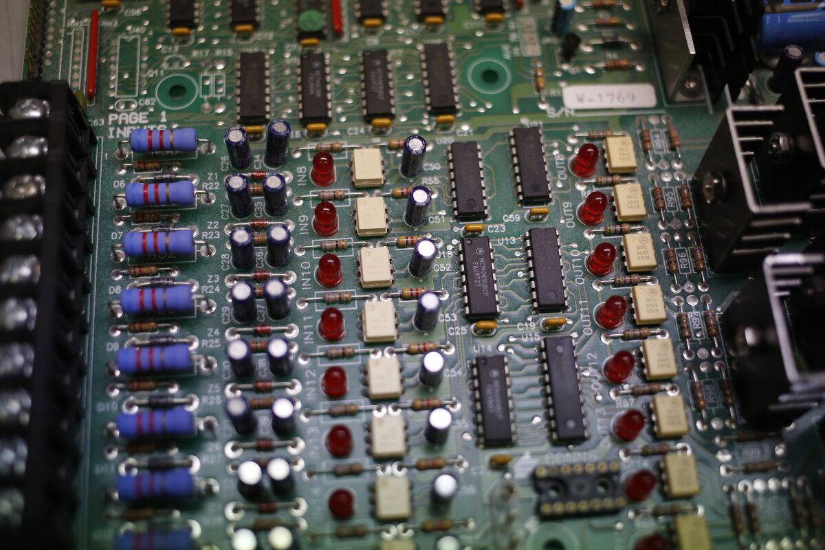 business's tweet card. Firefly Aerospace says it entered into a definitive agreement to acquire SciTec for approximately $855 million in cash and stock.