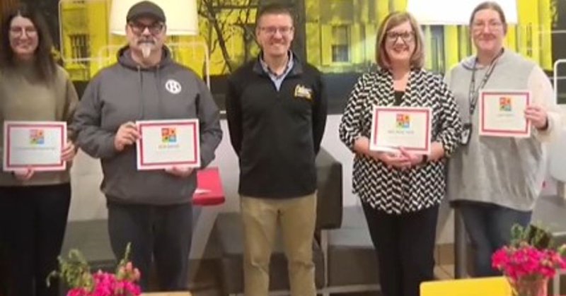 Tweet card summary image