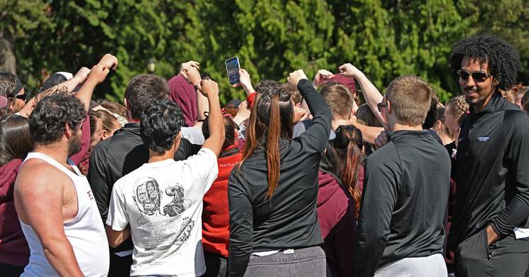 Tweet card summary image