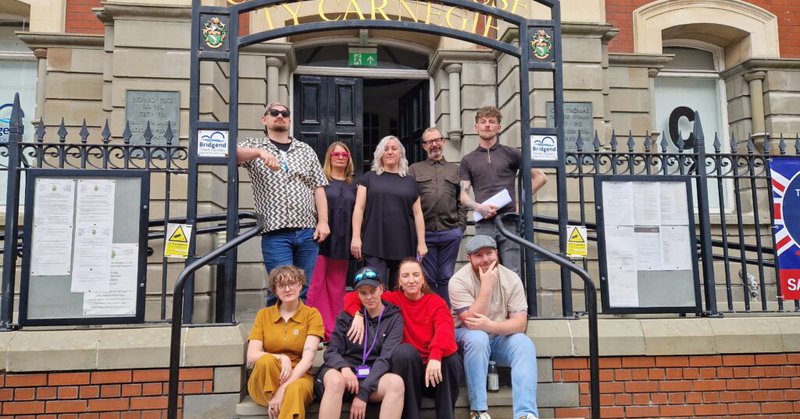 Tweet card summary image