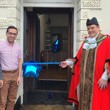 Tweet card summary image