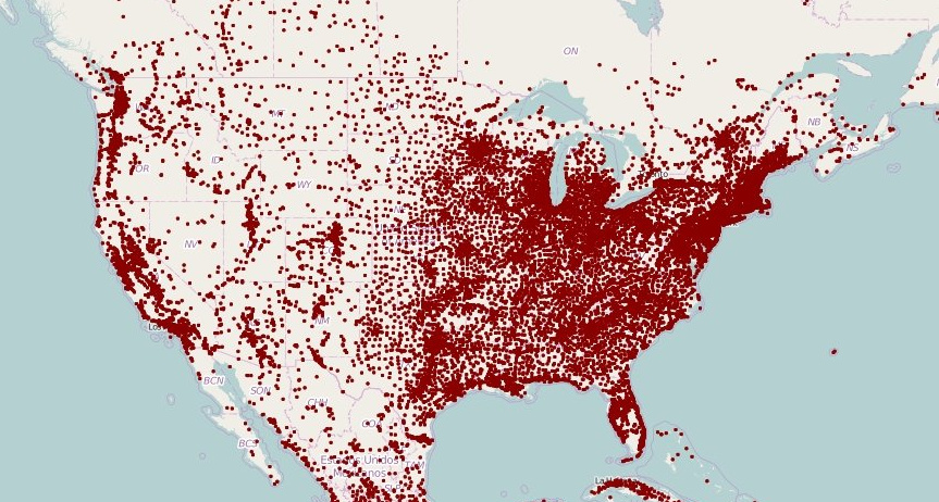 Unicorncanuck's tweet card. These maps of North America and Europe use a deceivingly simple method to plot population density: replacing each town with a single dot.