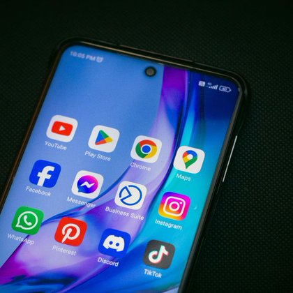 Tweet card summary image